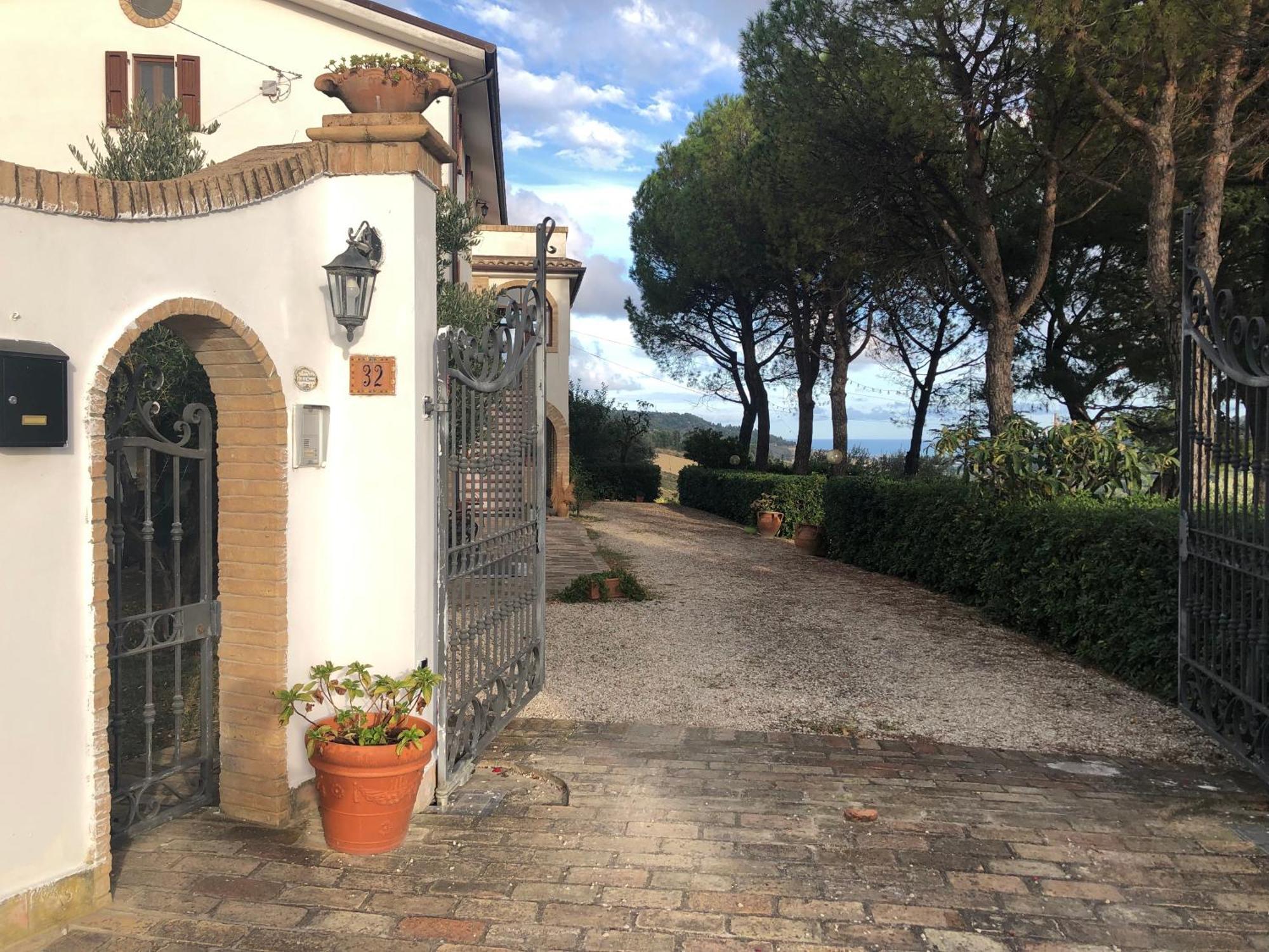 Ferienwohnung Casa Vacanze Cristina - Holiday House Ripatransone Exterior foto
